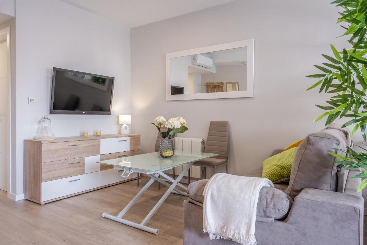 Big Apple Apartment Granada By A3Rentals Luaran gambar